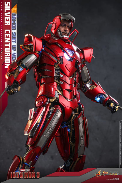 Hot Toys 1:6 Iron Man Mark XXXIII Armour Suit Up - Silver Centurion - Iron Man 3, Red