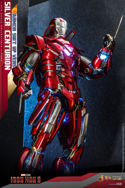 Hot Toys 1:6 Iron Man Mark XXXIII Armour Suit Up - Silver Centurion - Iron Man 3, Red
